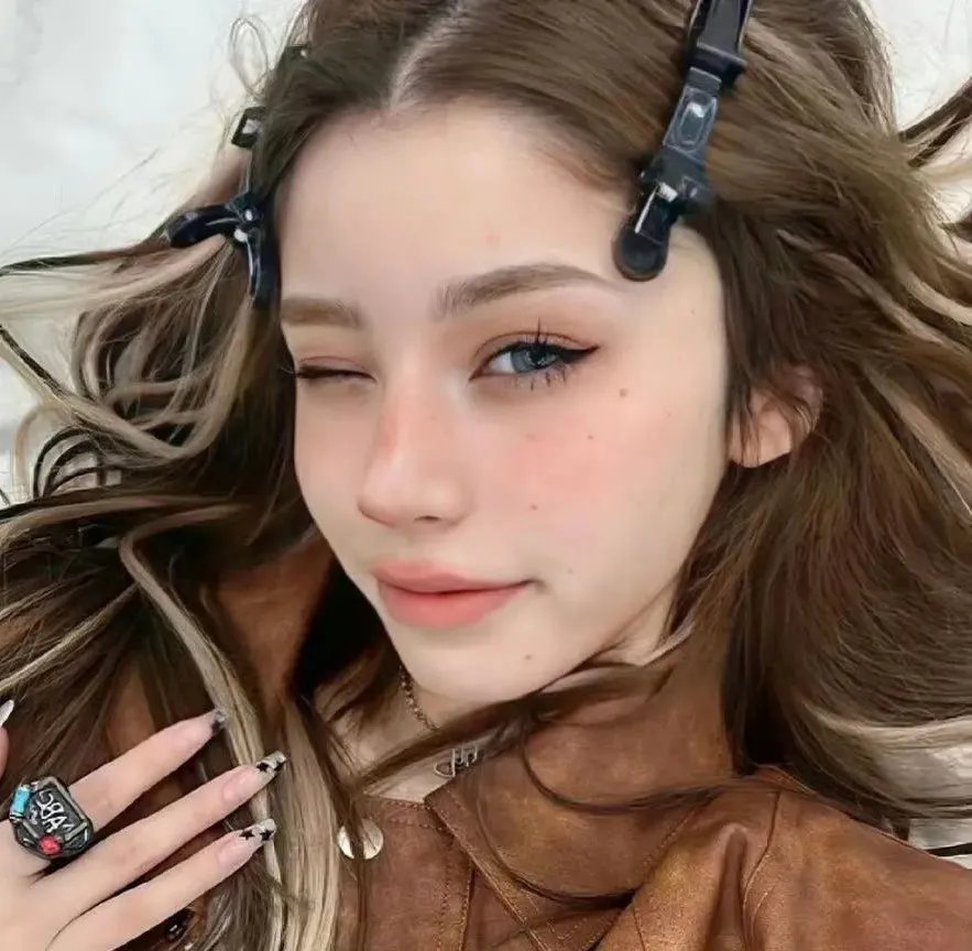 小镇缉凶